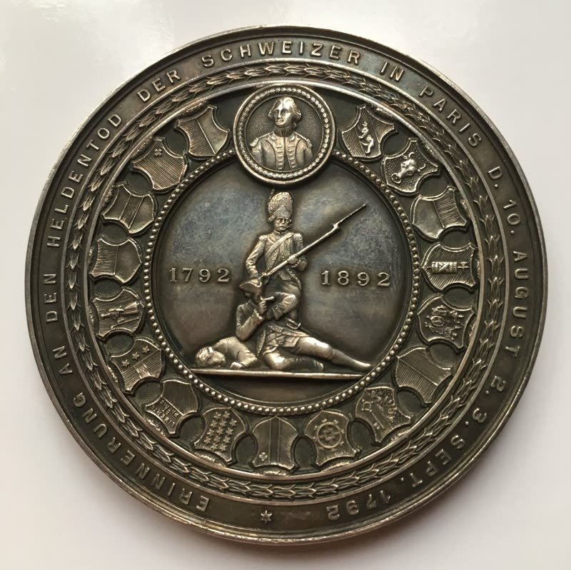 Rückseite: Medaille zum Heldentod der Schweizer in Paris