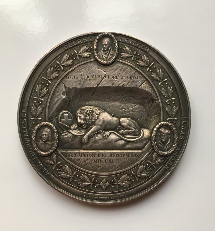 Vorderseite: Medaille zum Heldentod der Schweizer in Paris